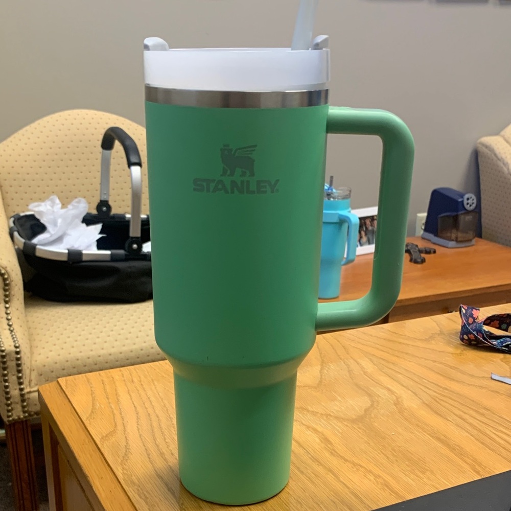 Stanley Mint Green Insulated Travel Mug with Handle 40 oz with straw